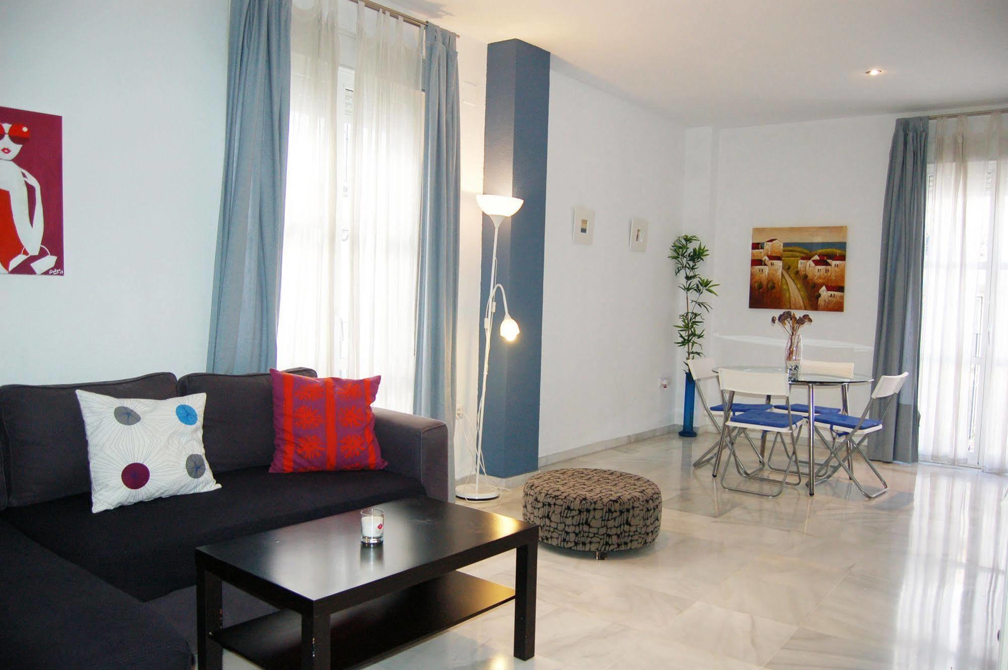 San Marcos Apartamentos Севиля Екстериор снимка