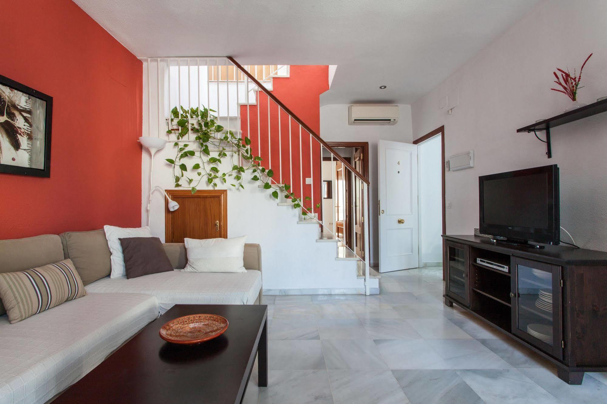 San Marcos Apartamentos Севиля Екстериор снимка